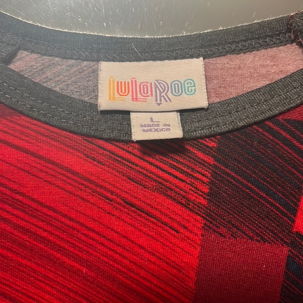 Lularoe shirt